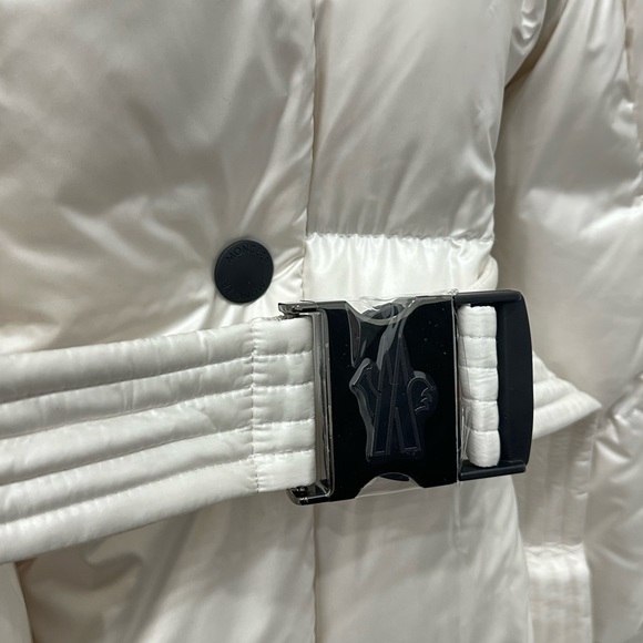 MONCLER CHAMOILLE GIUBBOTTO - Picture 6 of 17
